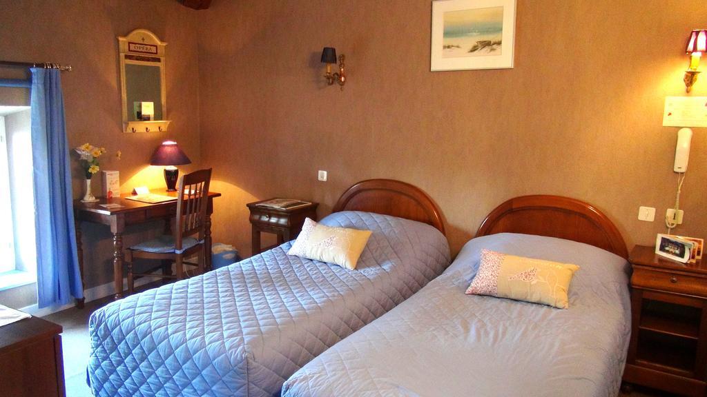 Hotel Le Clos Du Montvinage Étréaupont Cameră foto
