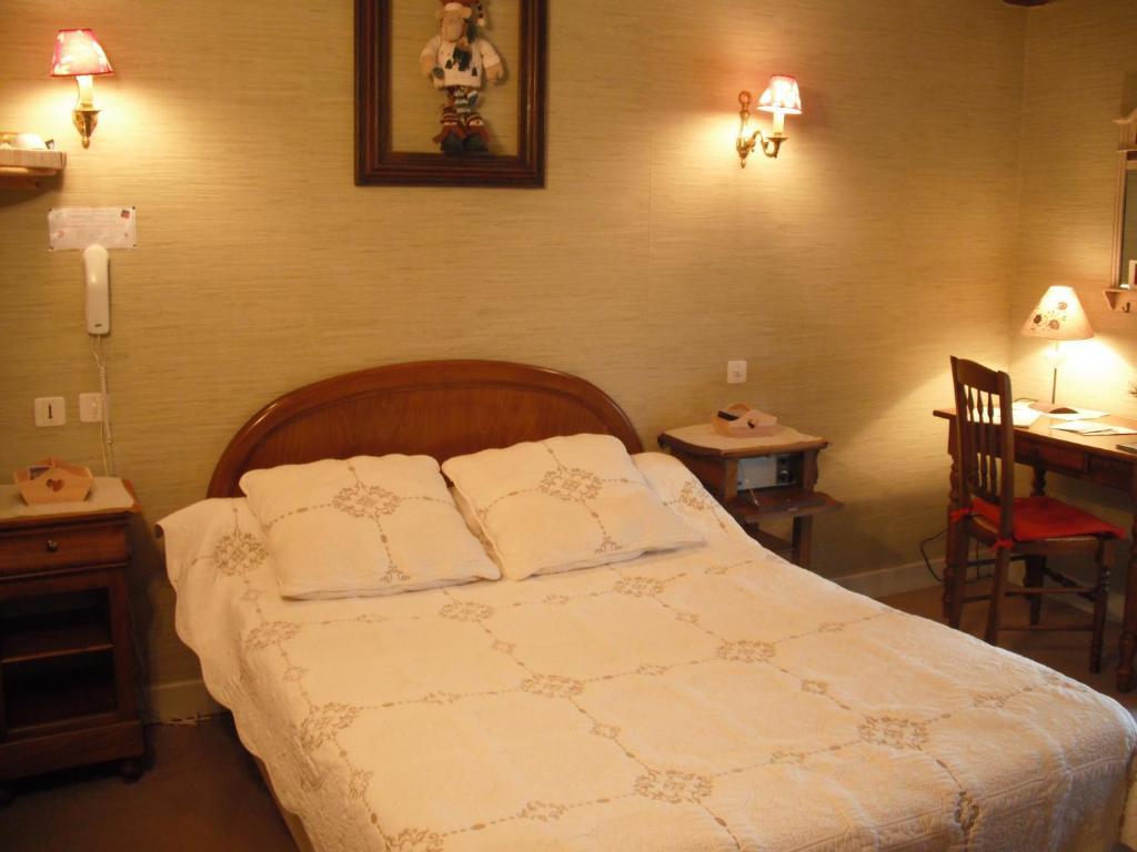 Hotel Le Clos Du Montvinage Étréaupont Cameră foto