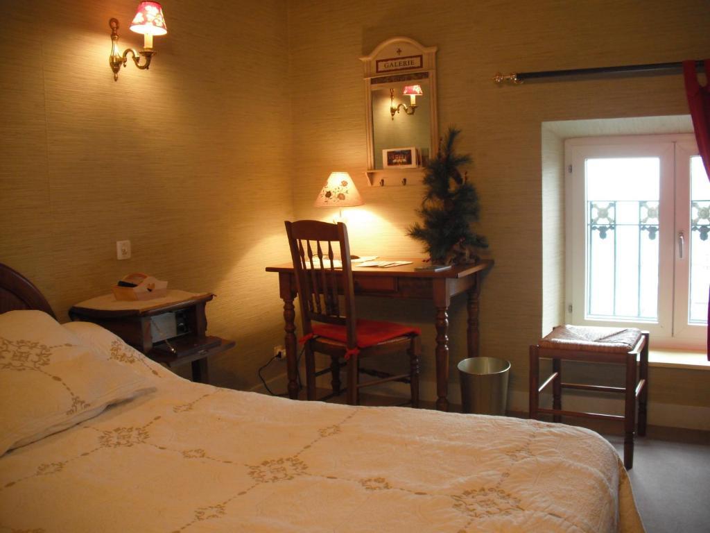 Hotel Le Clos Du Montvinage Étréaupont Cameră foto